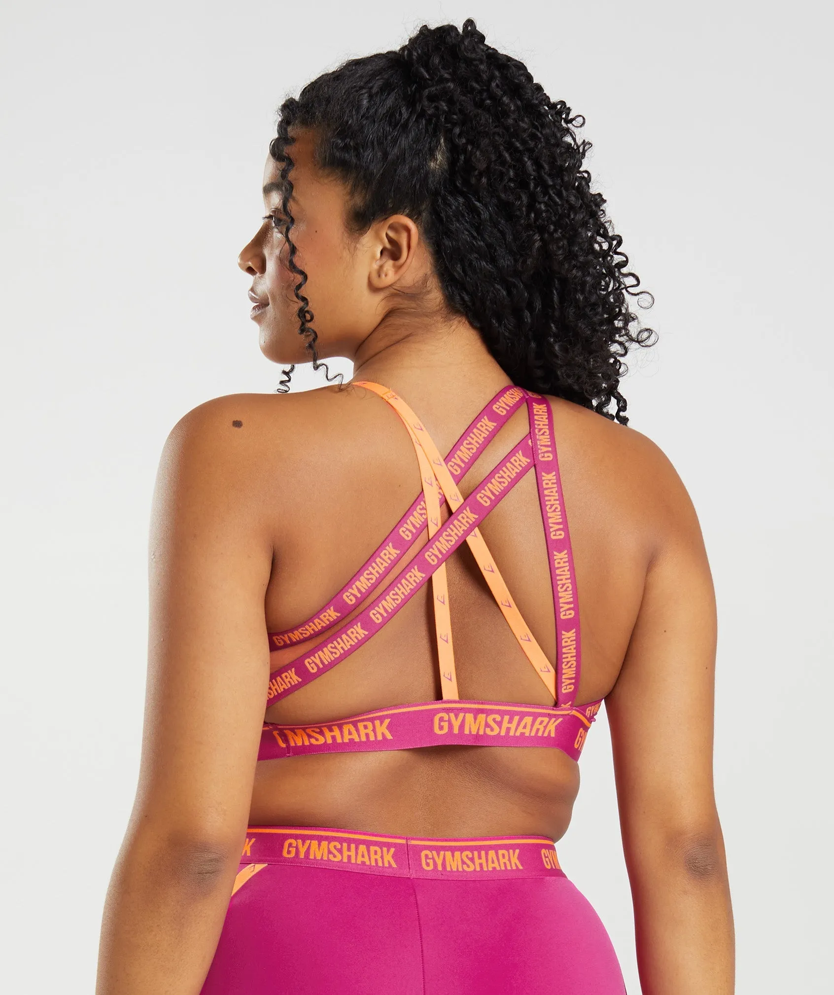 Gymshark Strike Sports Bra - Dragon Pink/Horizon Orange